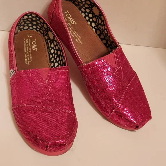 Toms Shoes Toms Fuchsia Glitter Shoes Classic Size 55 Poshmark